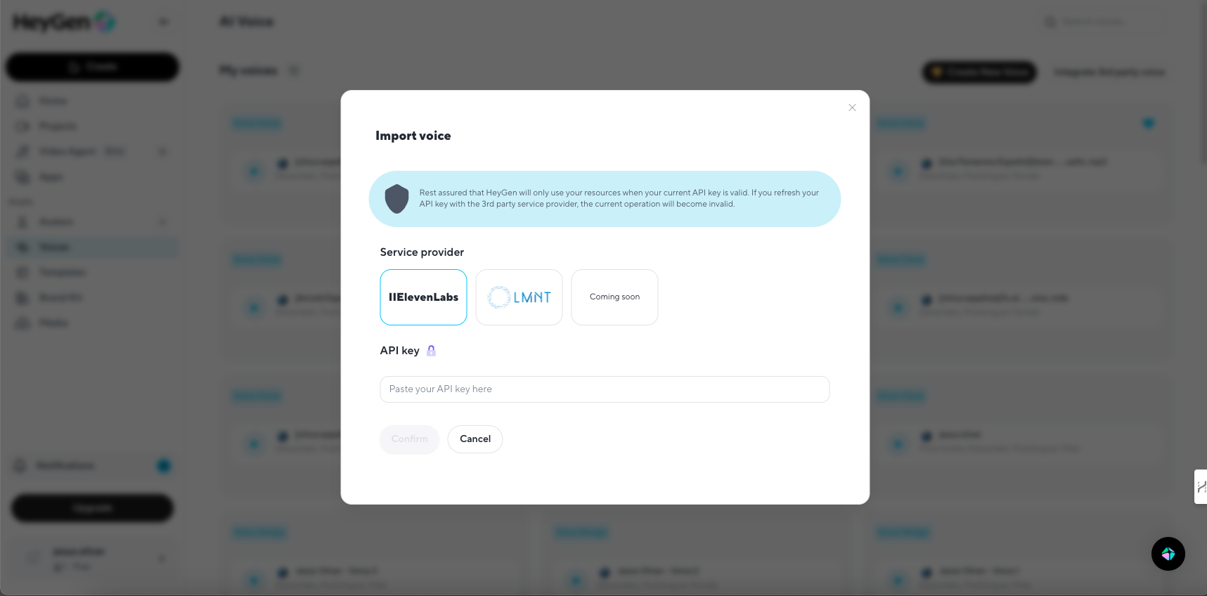 Avatar interactivo con voz clonada para academias de inglés, integrado mediante API.